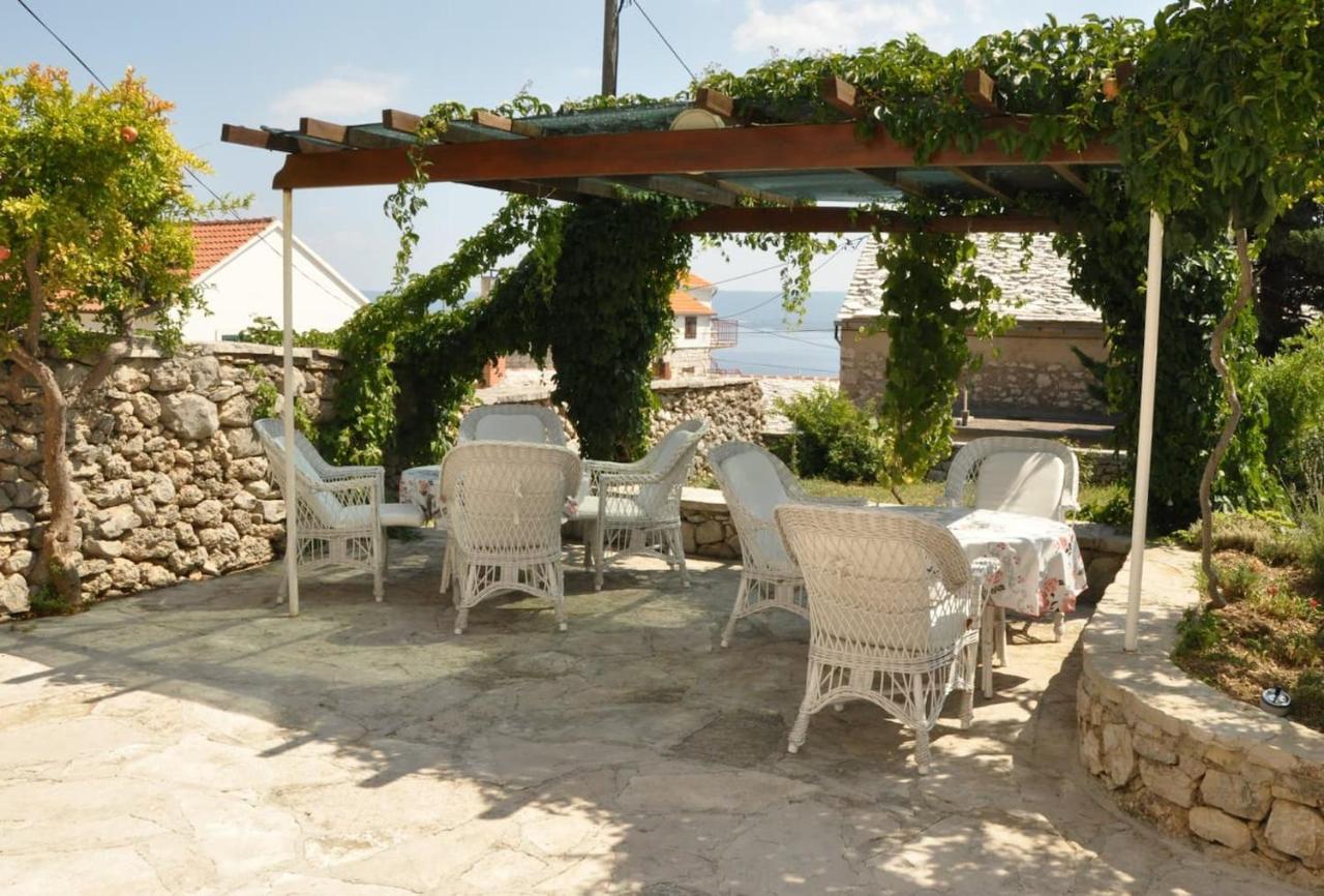 Apartments Adriana Μπολ Εξωτερικό φωτογραφία