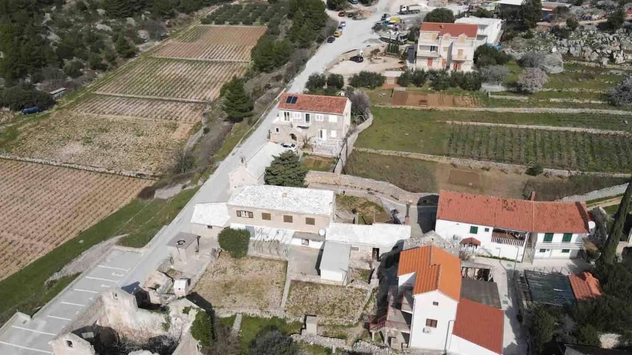 Apartments Adriana Μπολ Εξωτερικό φωτογραφία