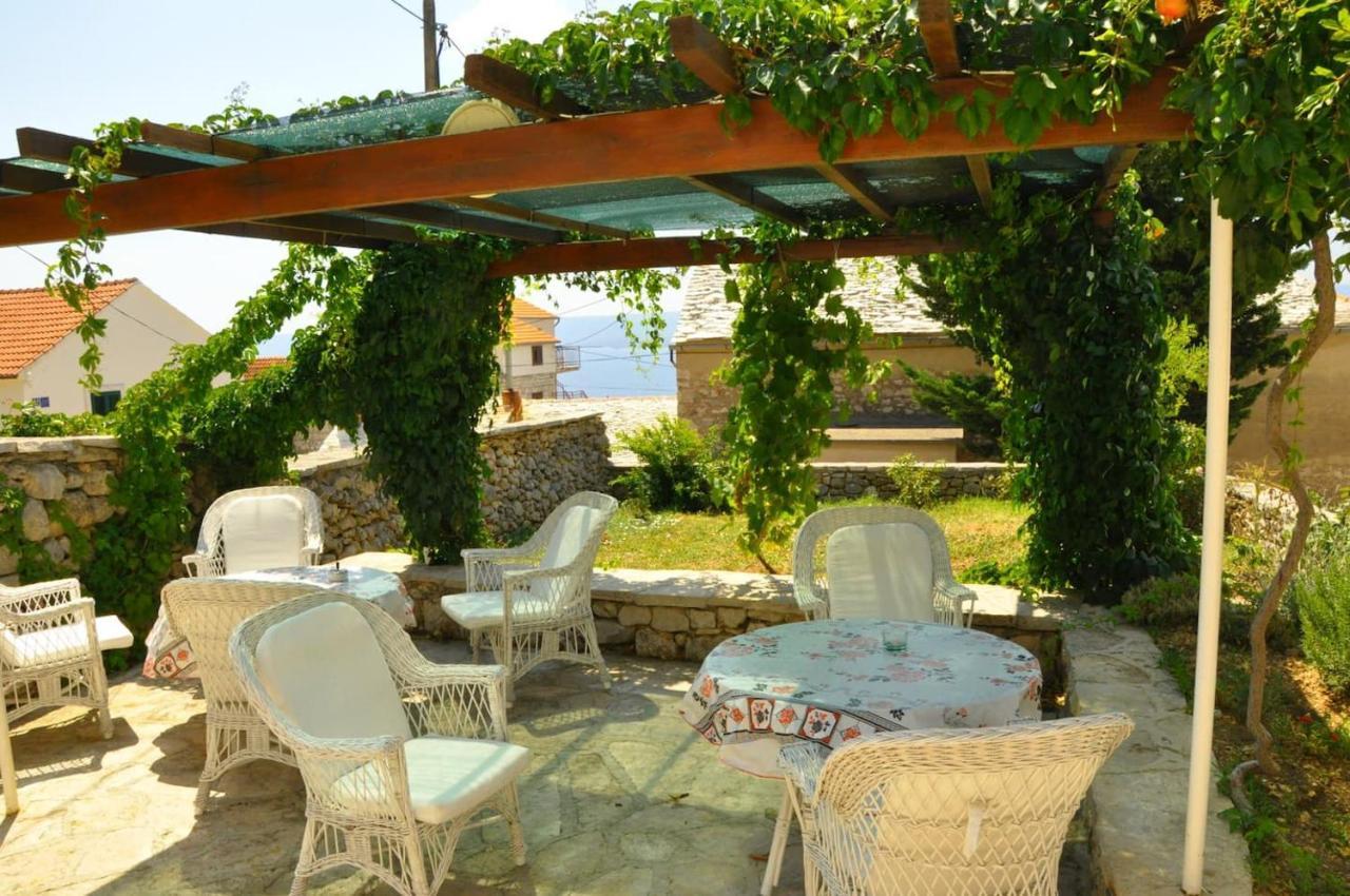 Apartments Adriana Μπολ Εξωτερικό φωτογραφία