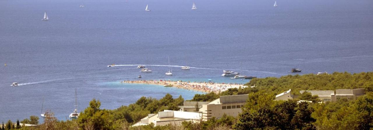 Apartments Adriana Μπολ Εξωτερικό φωτογραφία