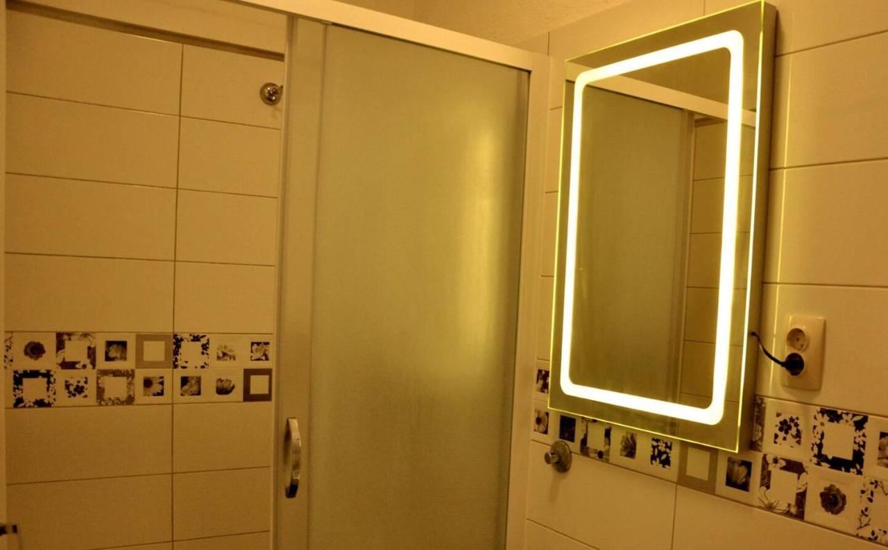Apartments Adriana Μπολ Εξωτερικό φωτογραφία