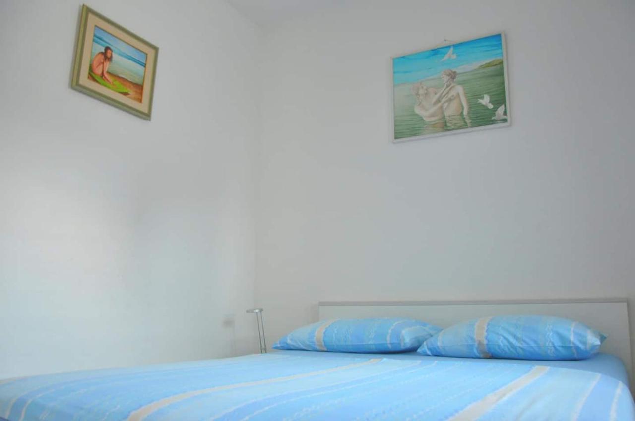 Apartments Adriana Μπολ Εξωτερικό φωτογραφία