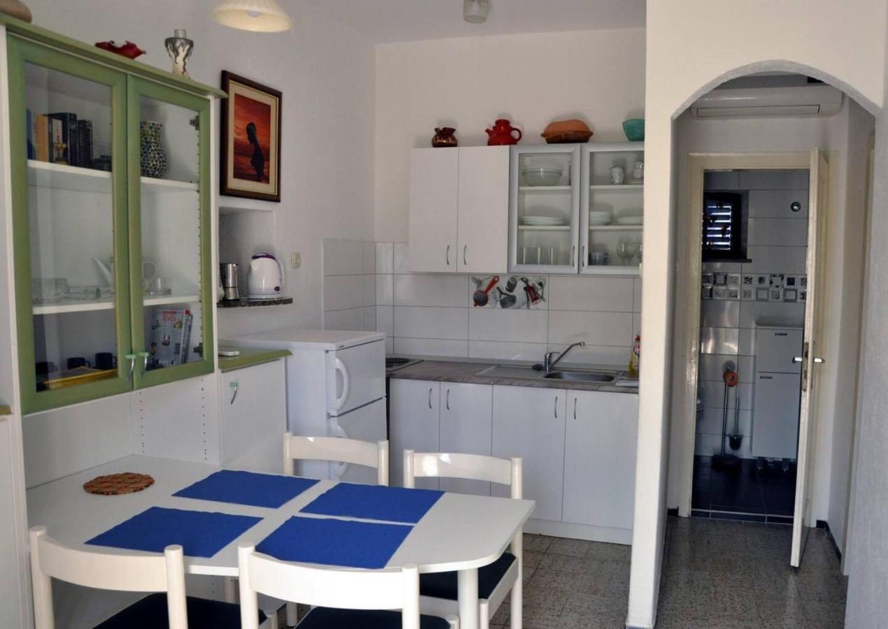 Apartments Adriana Μπολ Εξωτερικό φωτογραφία